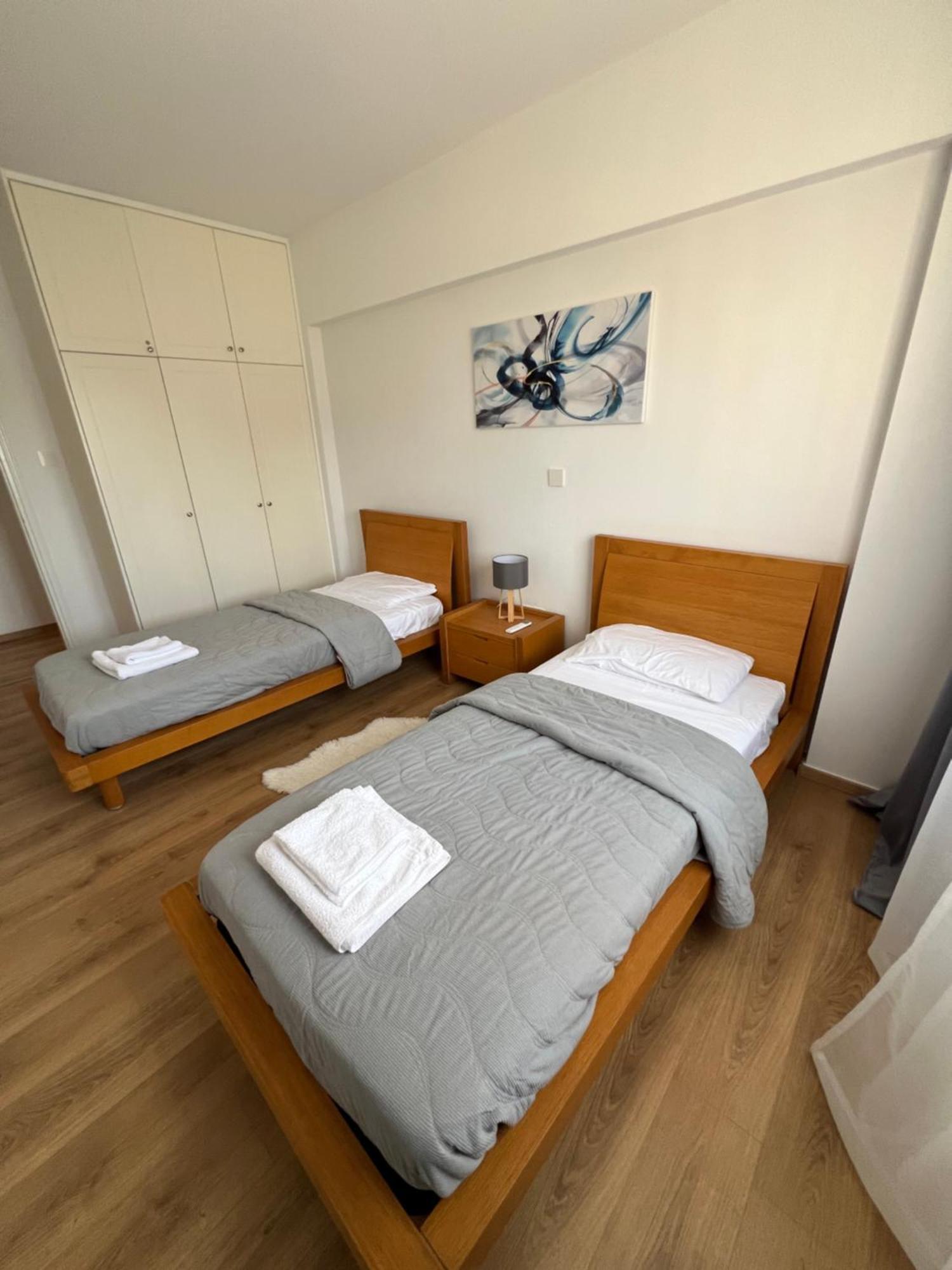 Iris Village Grand Apartment Paphos Exterior photo